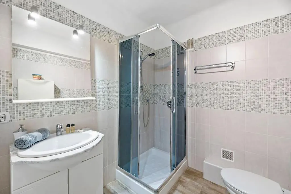 Le Landelle - Centre- Climatisation -Proche Gare Sncf Apartment Menton