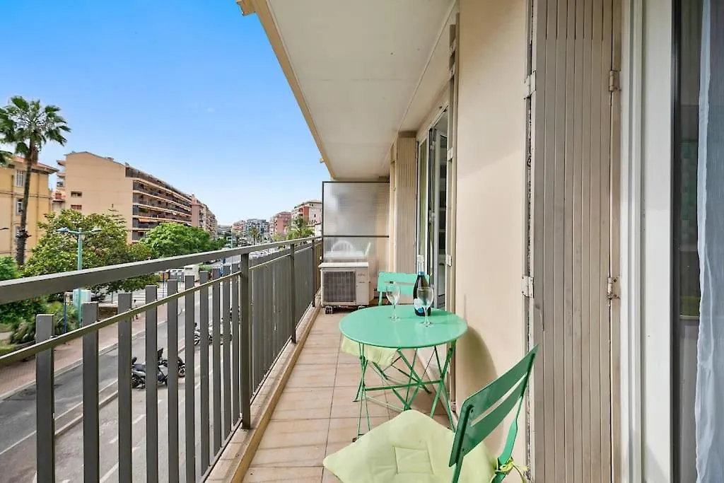 Le Landelle - Centre- Climatisation -Proche Gare Sncf Apartment Menton 0*,  France